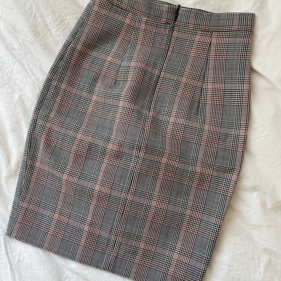 H&M highwaisted shirt - Picture 4 of 4